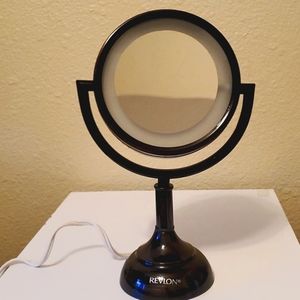 Revlon lighted magnifying mirror